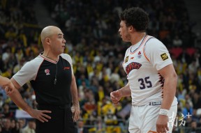 包含今夜体能课后，孟菲斯灰熊再遭质疑备战CBA季后赛，气氛紧张，控场能力受关注的词条-南宫体育官网