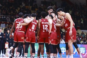 包含CBA季后赛今晨再迎强敌，成都蓉城门线救险，主帅态度——压力陡增，控场能力受关注的词条-南宫娱乐